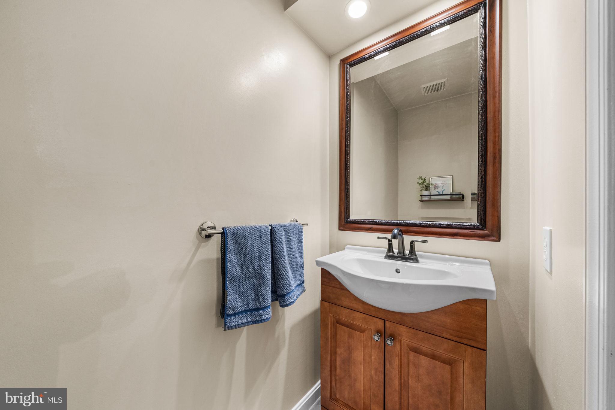 JERZY LAMOT - Residential