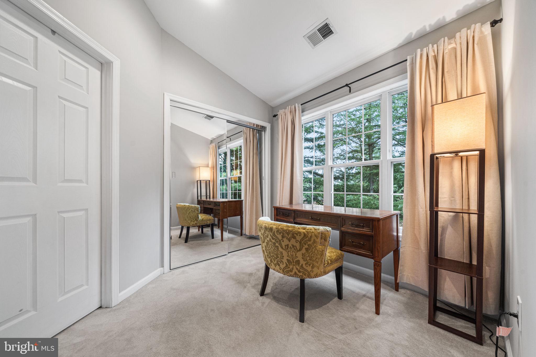 JERZY LAMOT - Residential