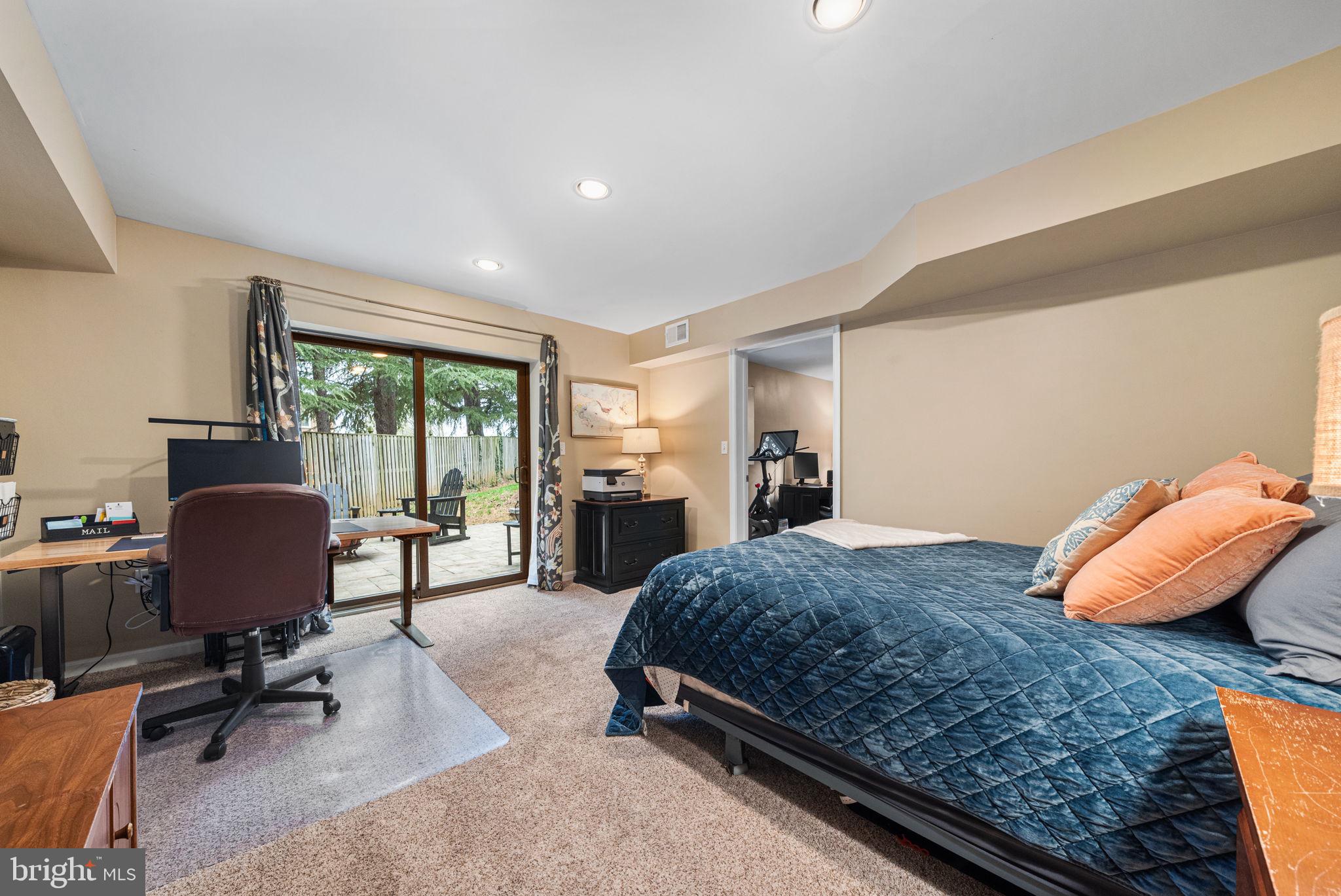 JERZY LAMOT - Residential