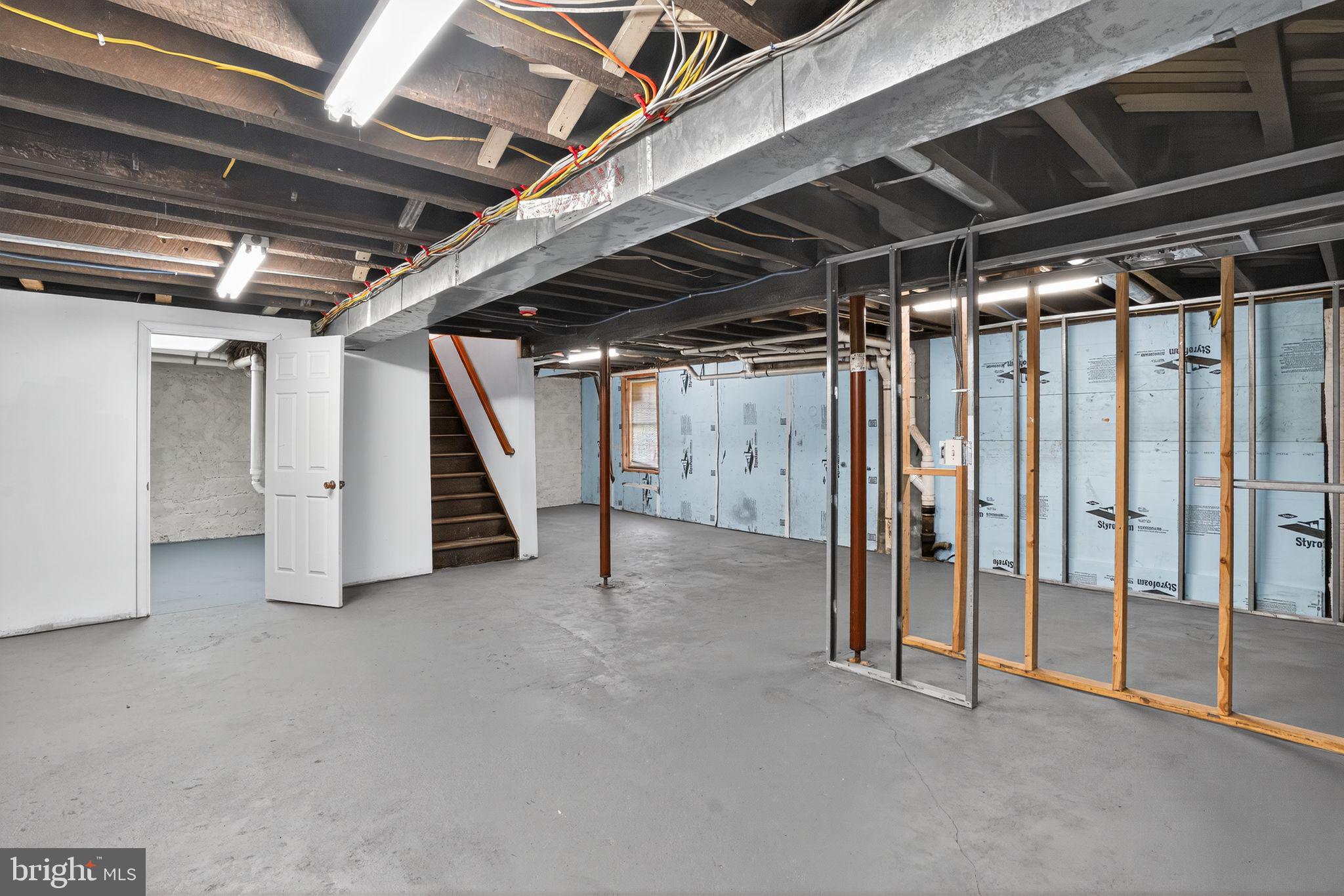 HIGH RIDGE - Residential