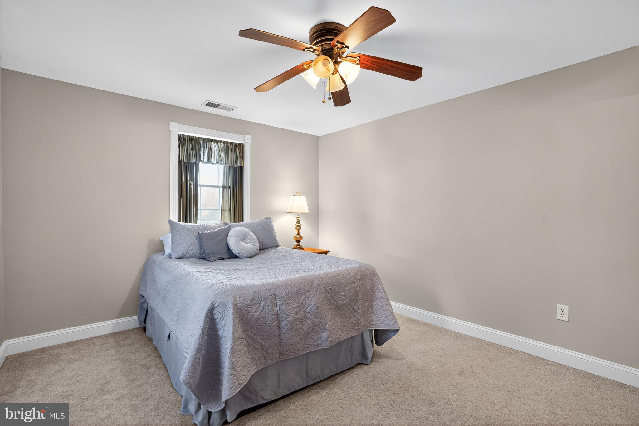 HIGH RIDGE - Residential