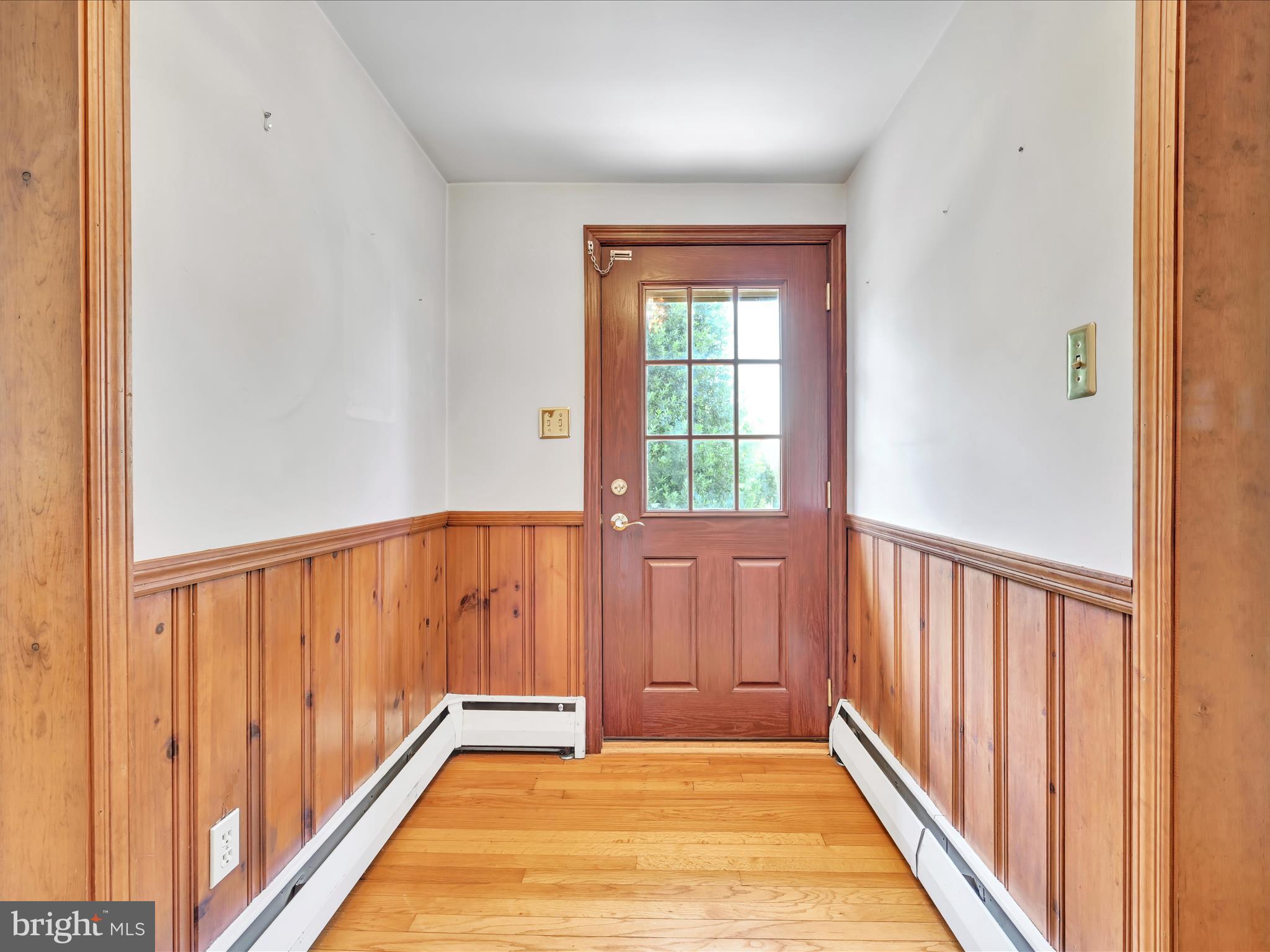 2109 LYNDELL DRIVE