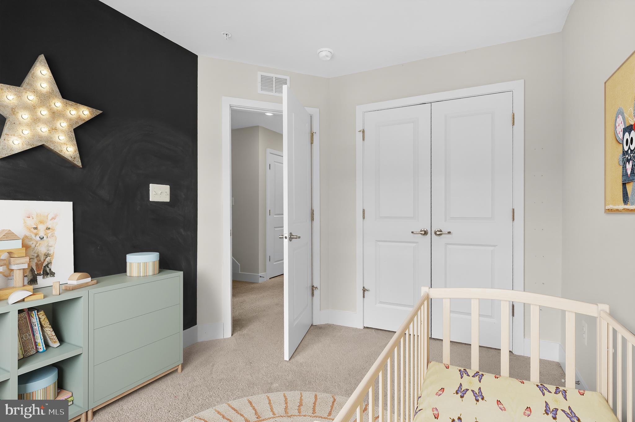 TANYARD SHORES - Residential