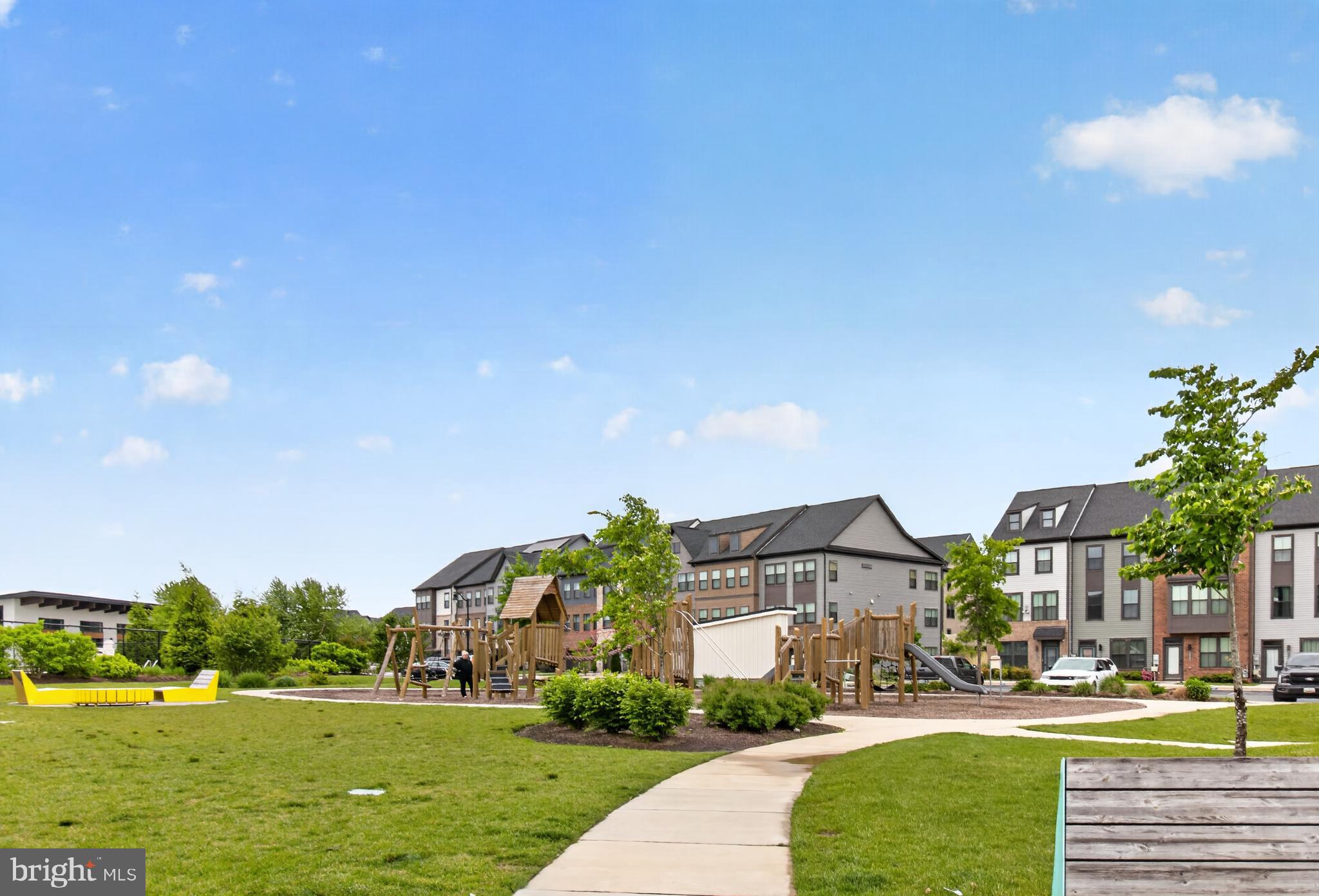 TANYARD SHORES - Residential