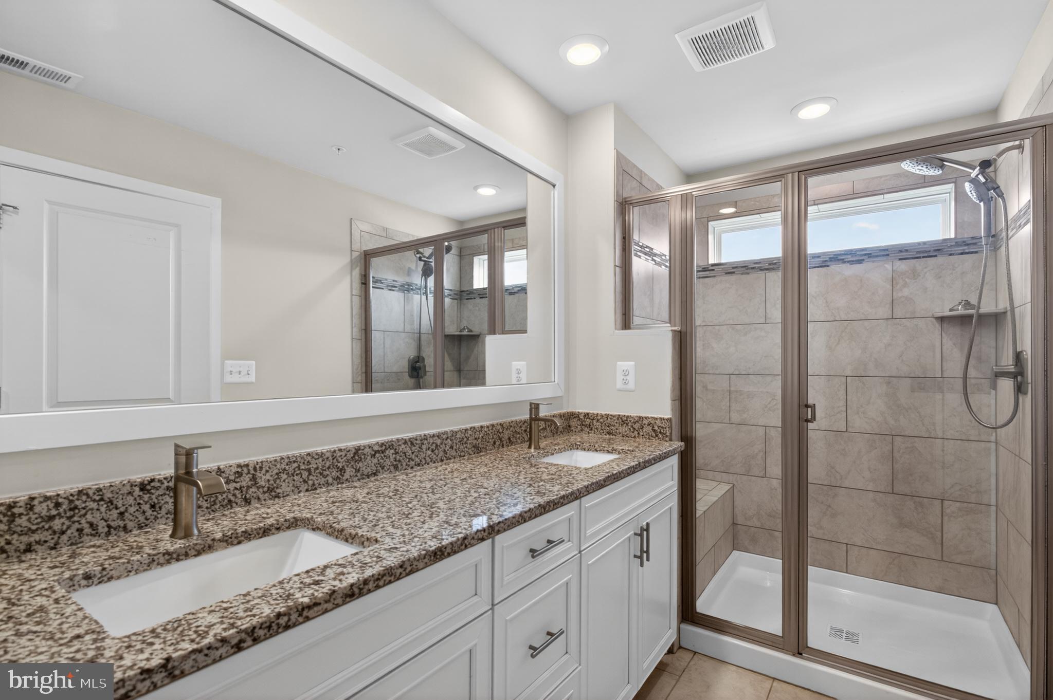 TANYARD SHORES - Residential