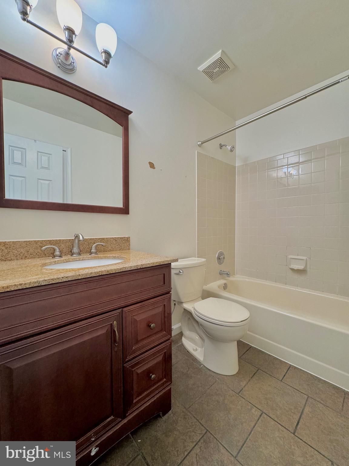 FAIR WOODS - Residential Lease