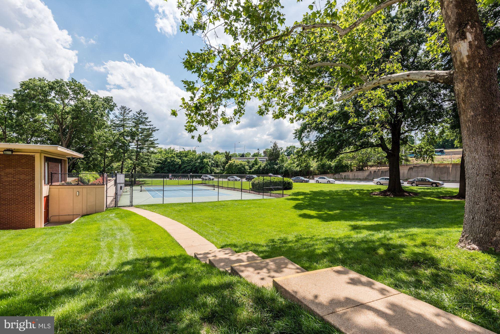 HORIZON HOUSE - Residential Lease