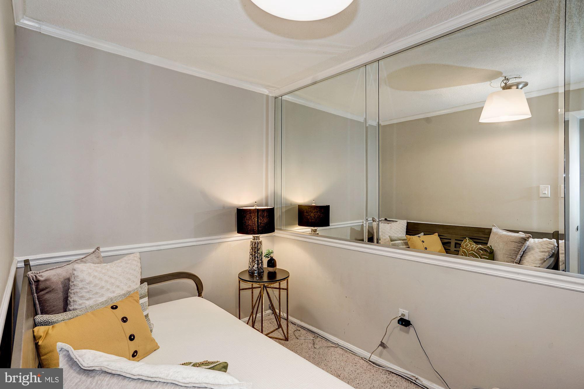 HORIZON HOUSE - Residential Lease