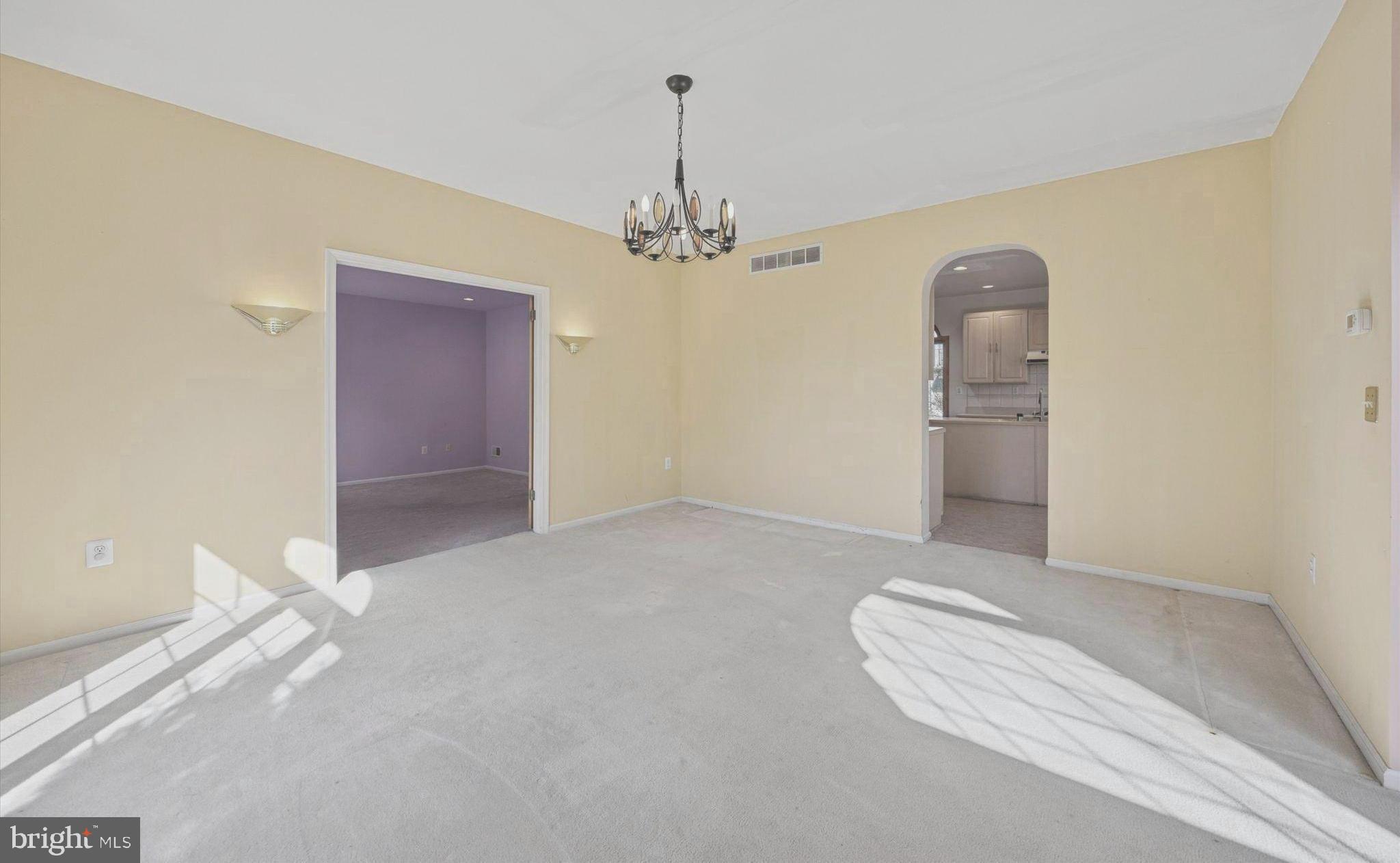 HUNTINGDON VALLEY - Residential