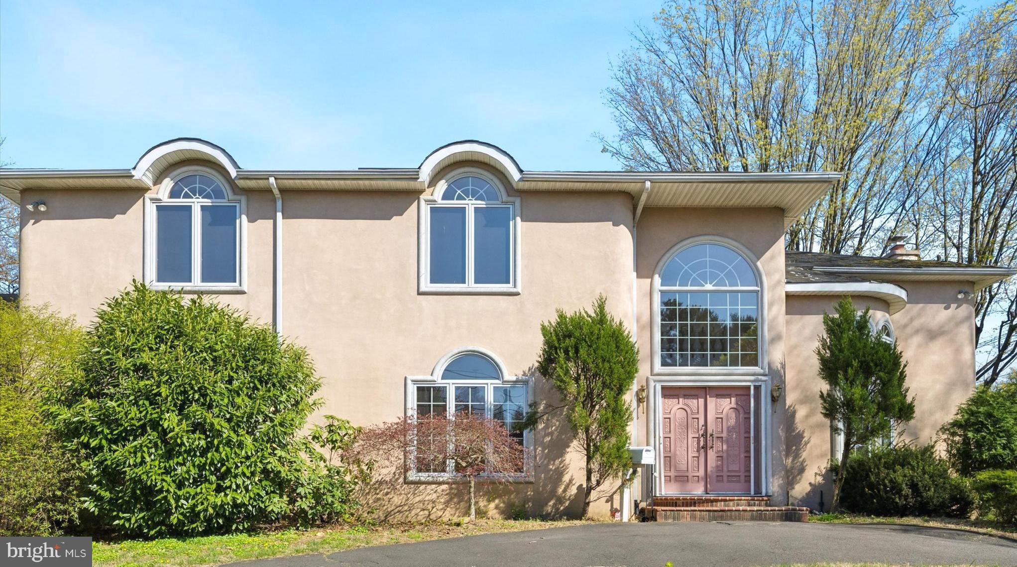2251 PACKARD AVENUE