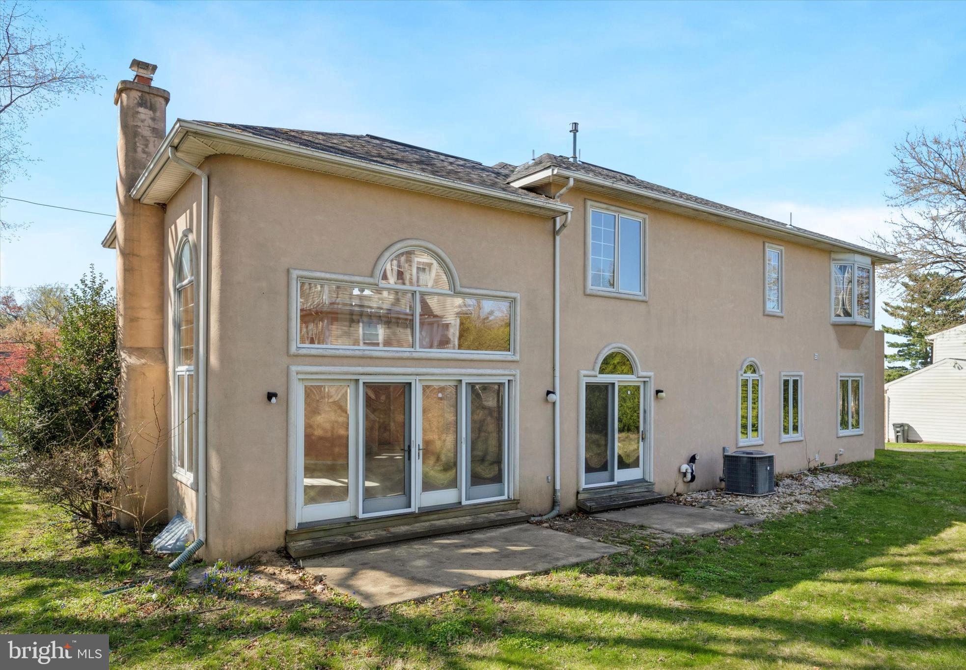 2251 PACKARD AVENUE