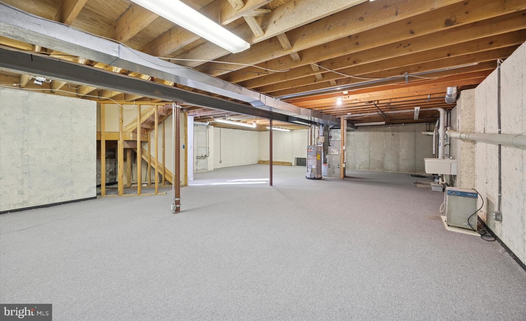 HUNTINGDON VALLEY - Residential