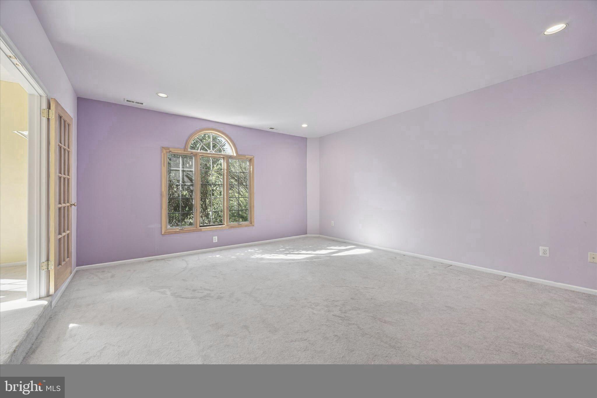 HUNTINGDON VALLEY - Residential