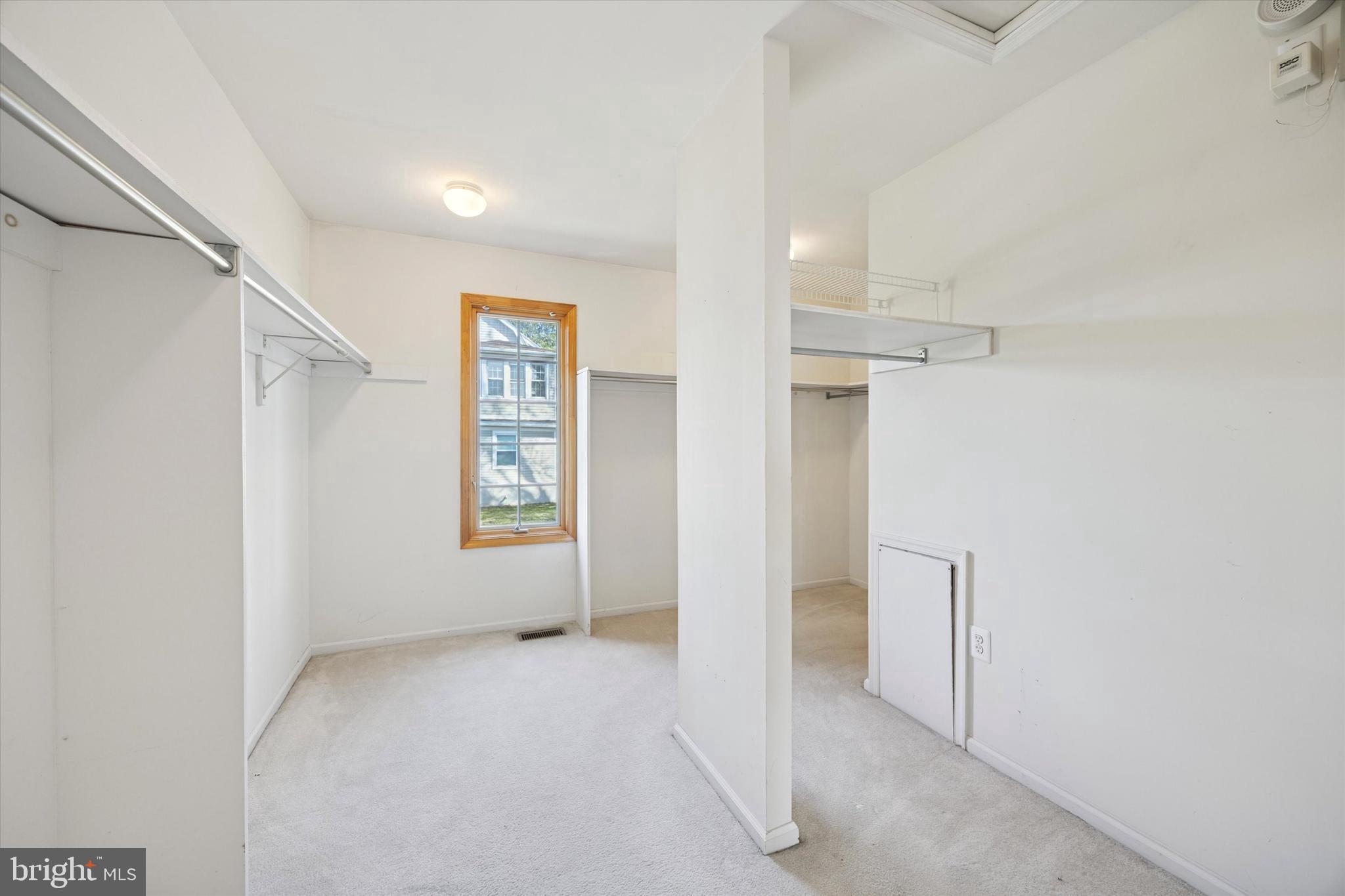 HUNTINGDON VALLEY - Residential