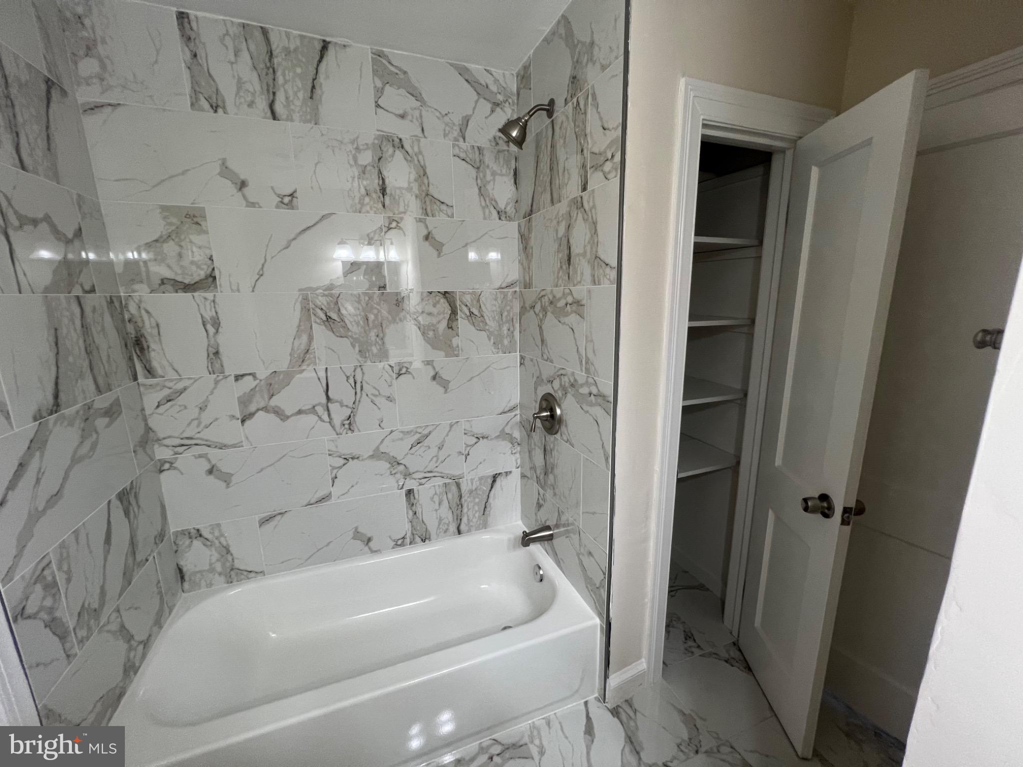 BLUFF POINT - Residential