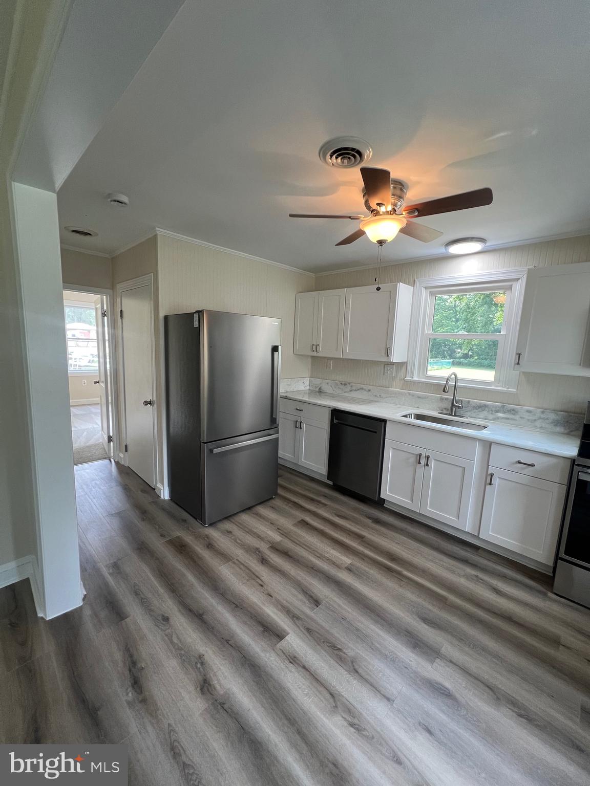 BLUFF POINT - Residential