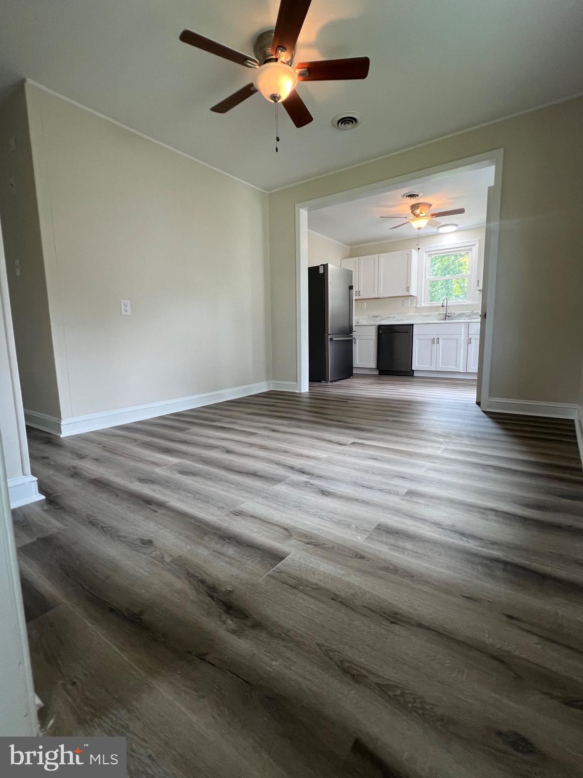 BLUFF POINT - Residential