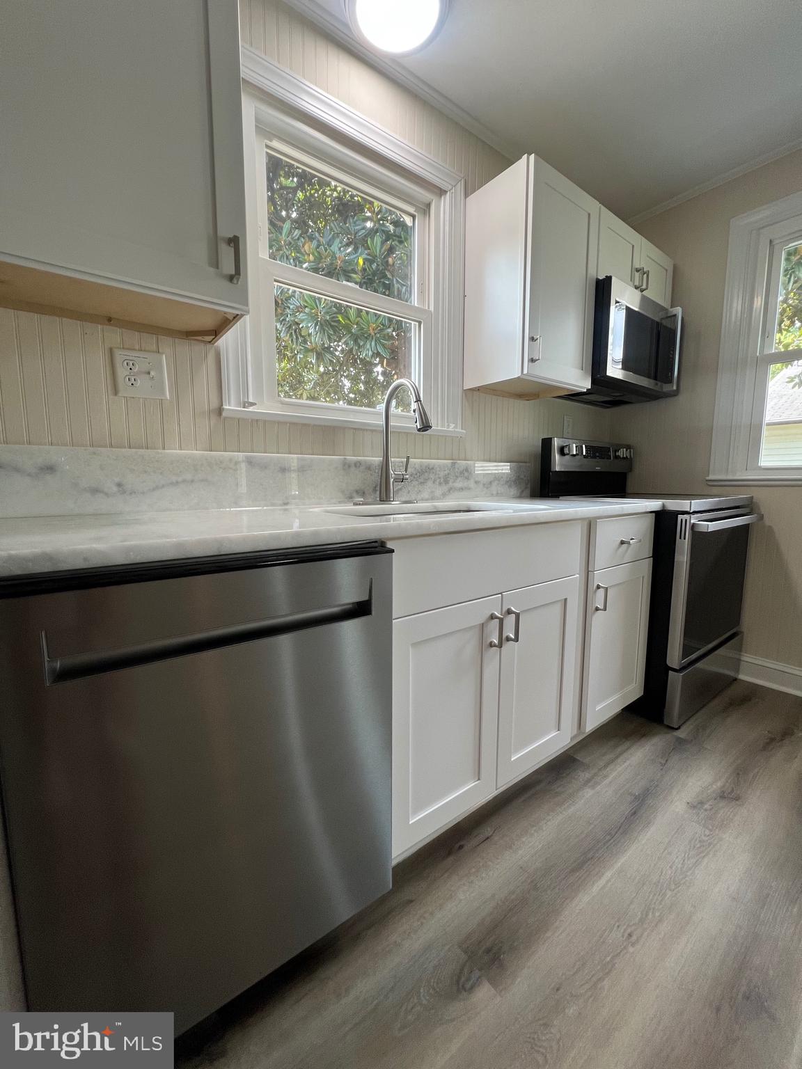 BLUFF POINT - Residential