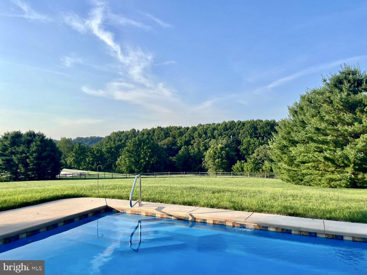 FOREST HILL - Residential