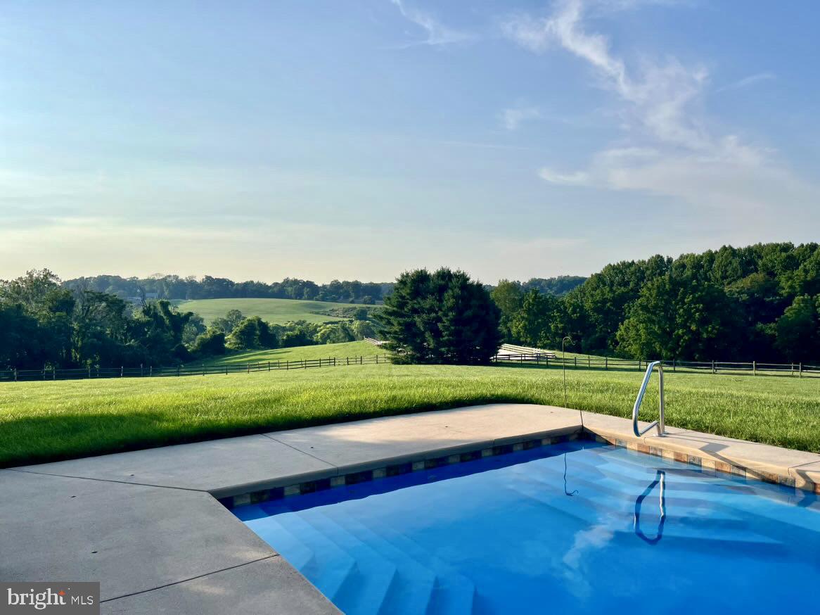 FOREST HILL - Residential