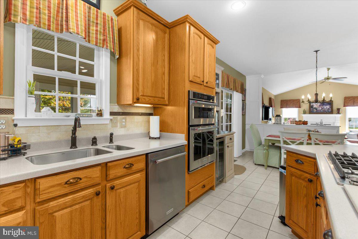 FOREST HILL - Residential