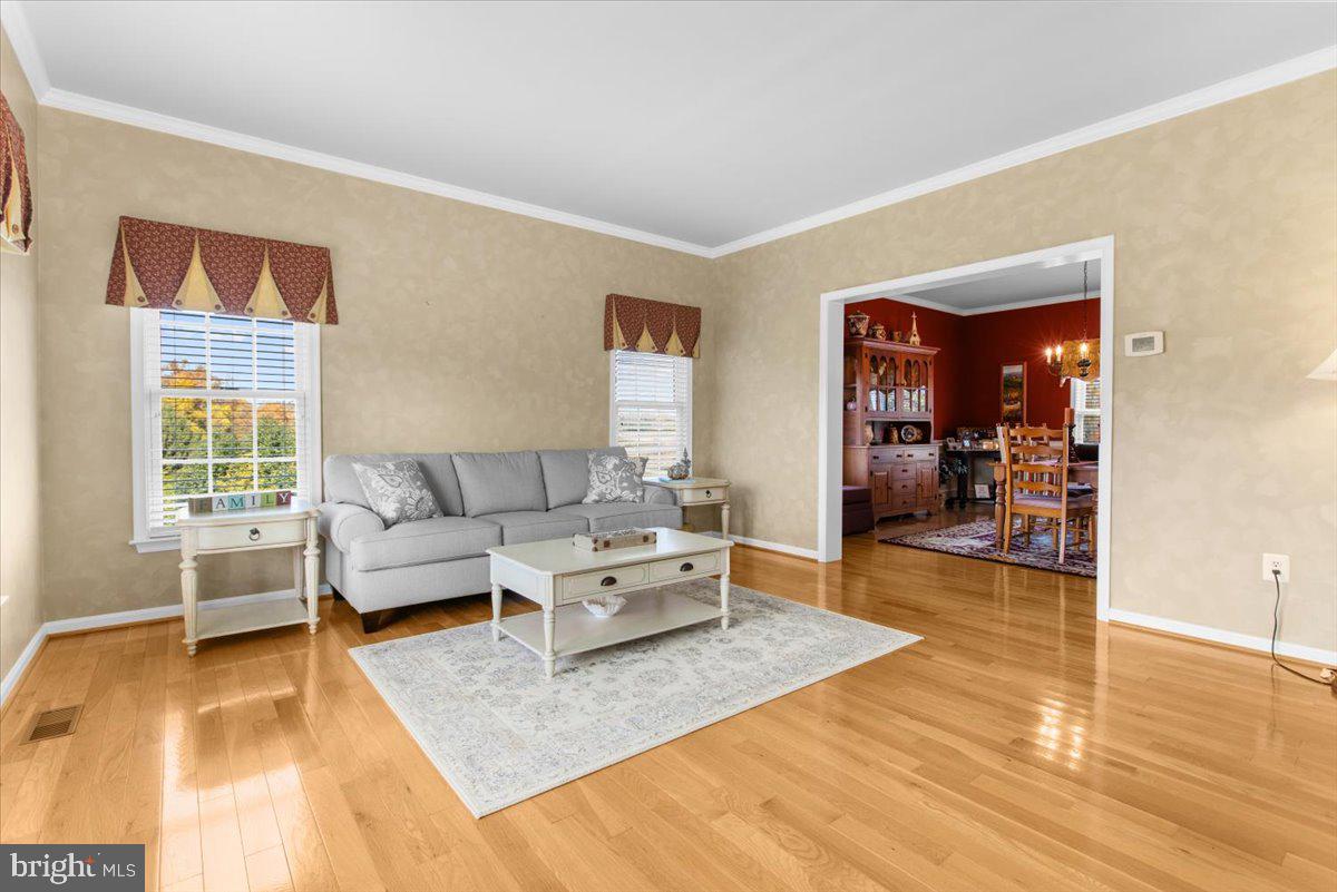 FOREST HILL - Residential