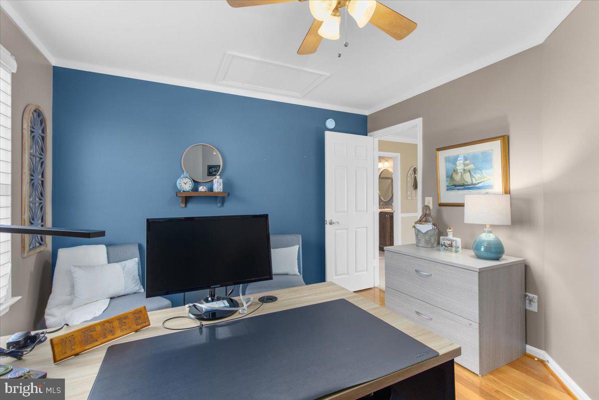 FOREST HILL - Residential