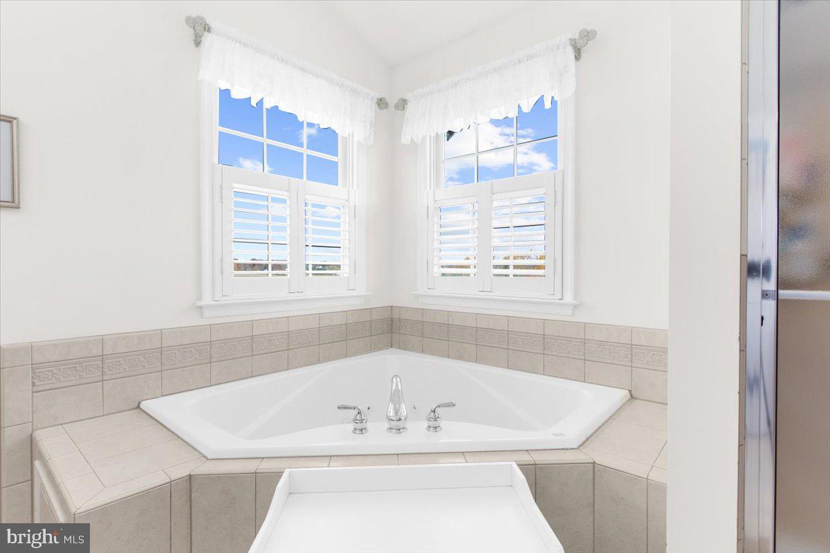 FOREST HILL - Residential