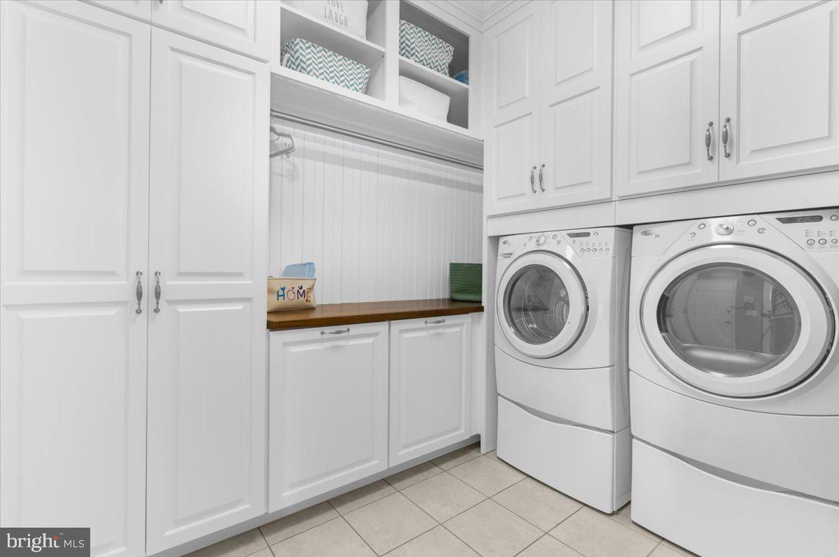 FOREST HILL - Residential