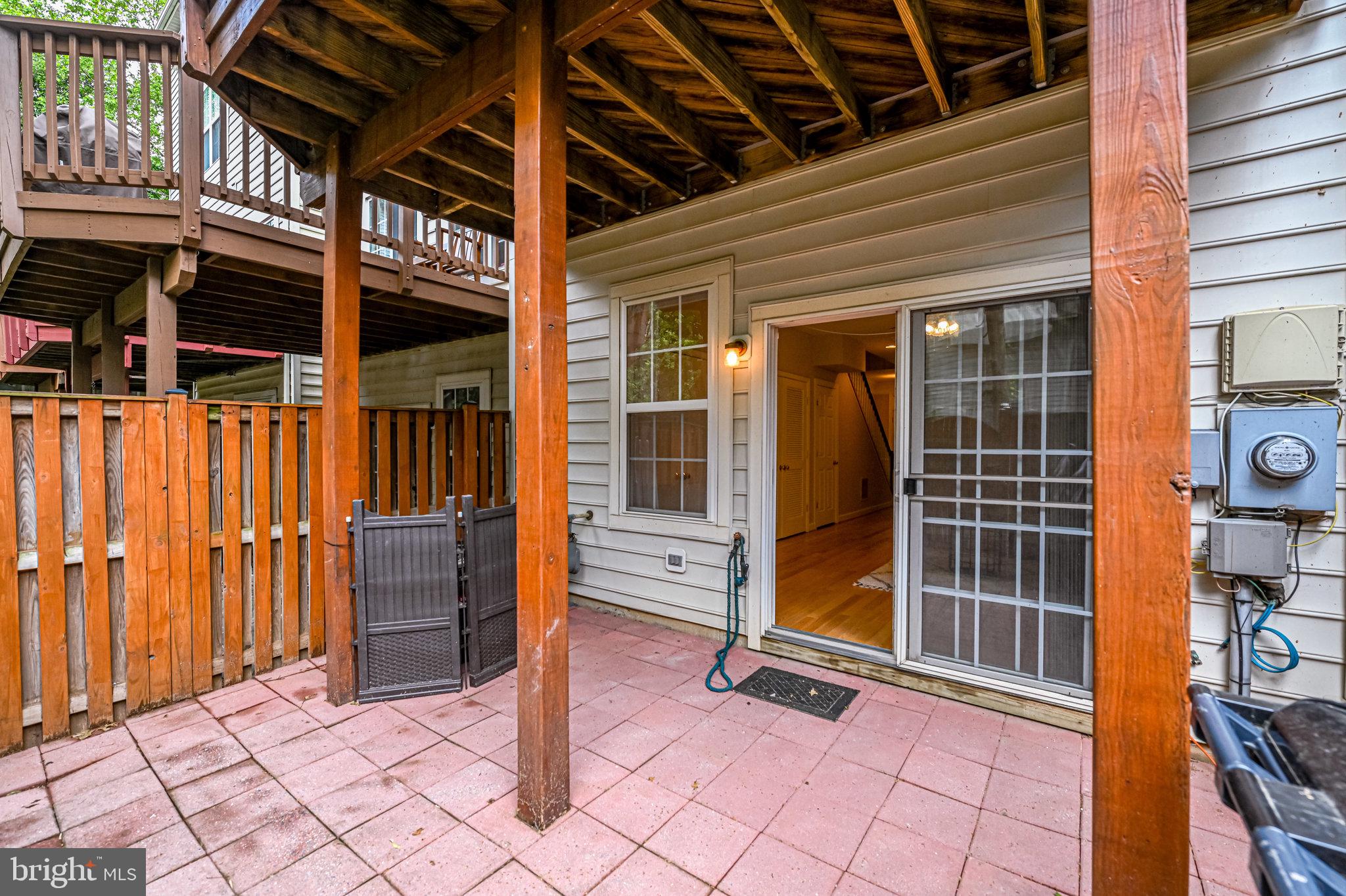 RIDGE TOP - Residential