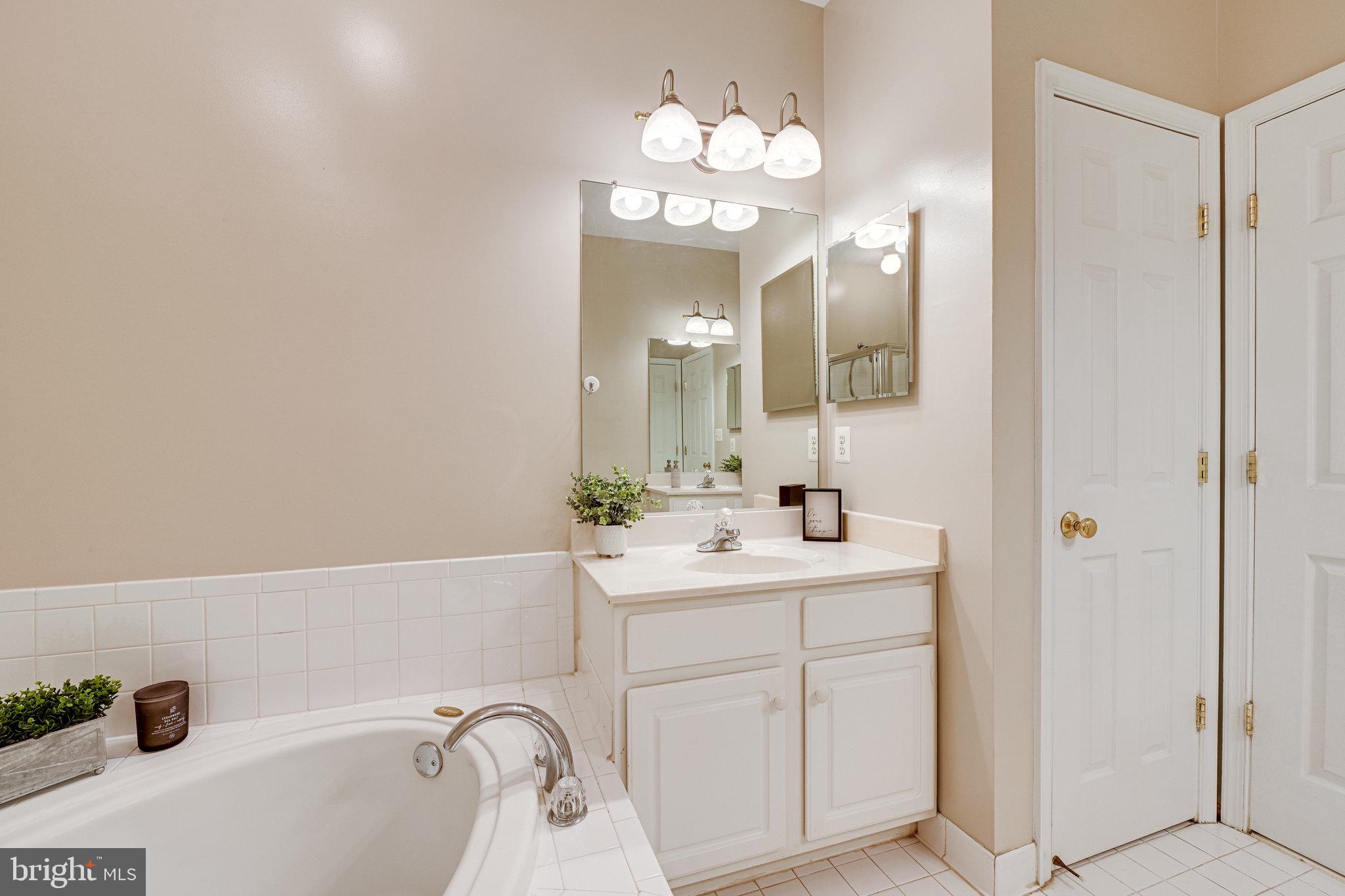 RIDGE TOP - Residential