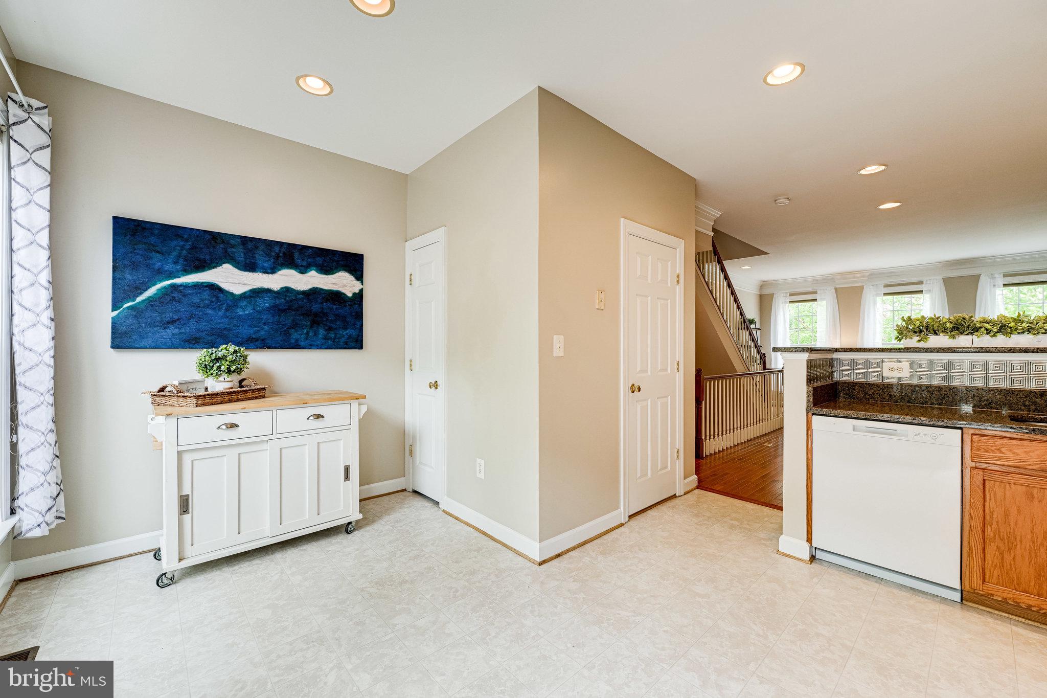 RIDGE TOP - Residential