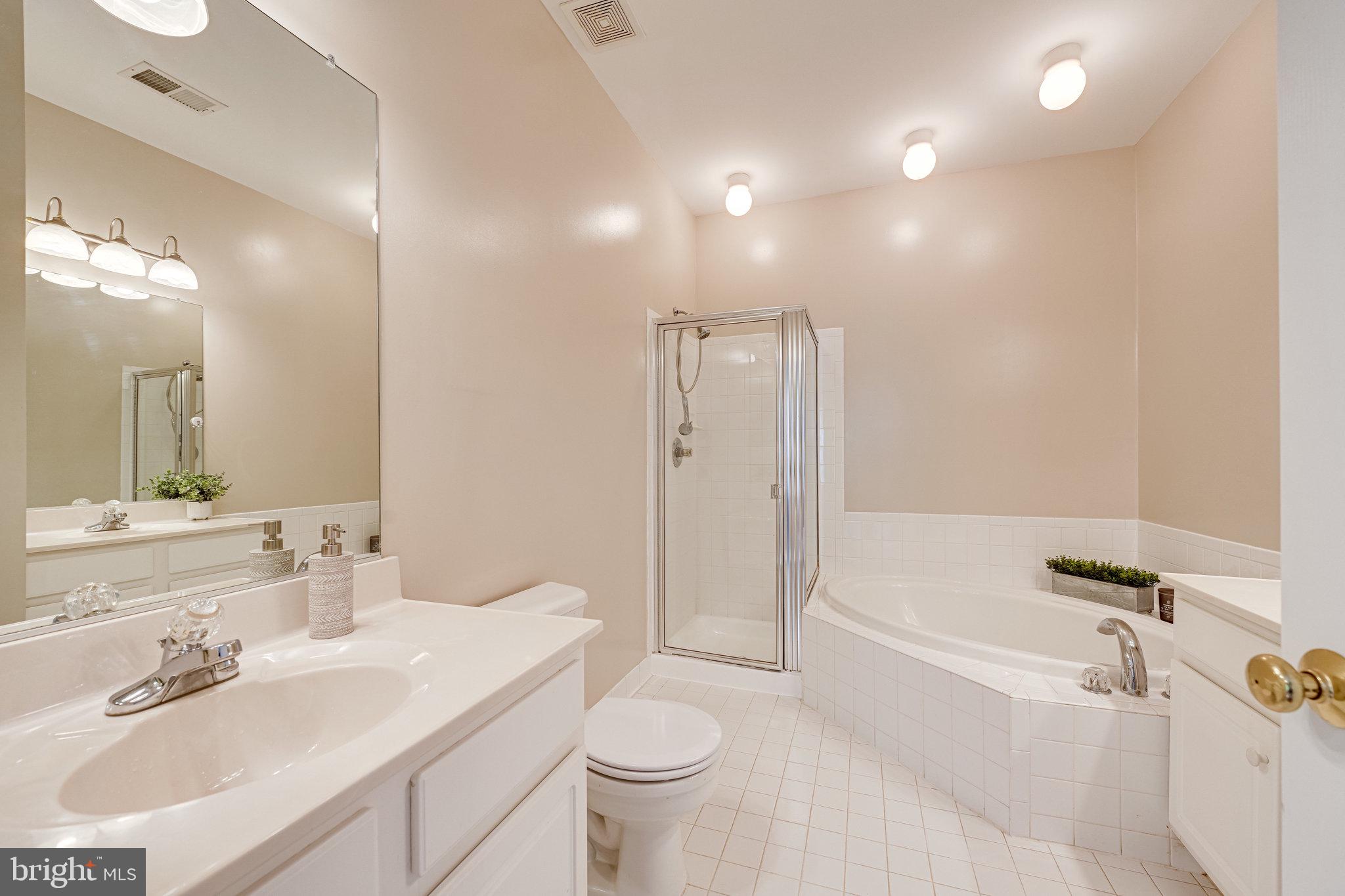 RIDGE TOP - Residential