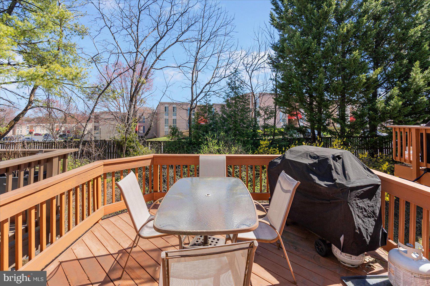 BROADVIEW - Residential