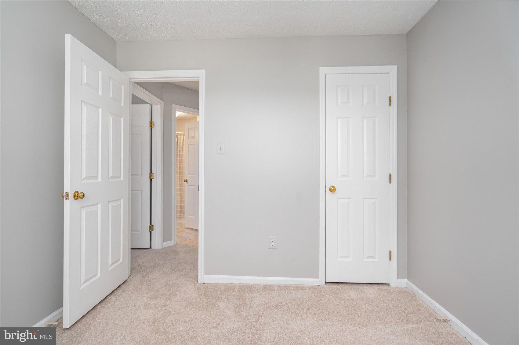 BROADVIEW - Residential