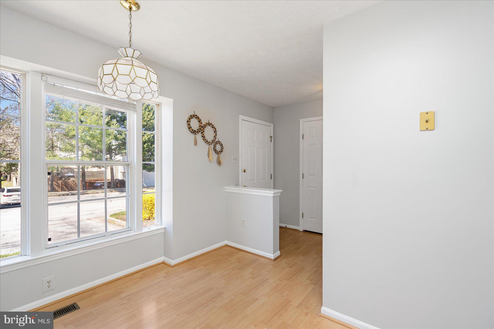 BROADVIEW - Residential