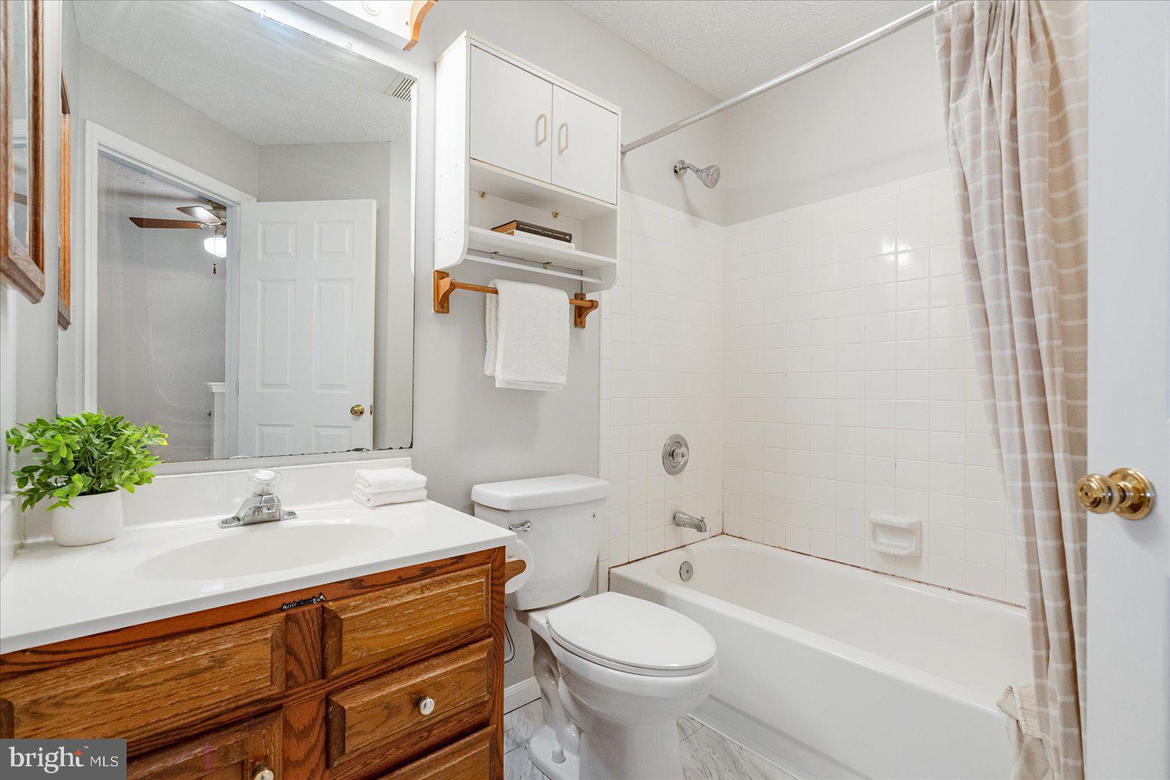 BROADVIEW - Residential