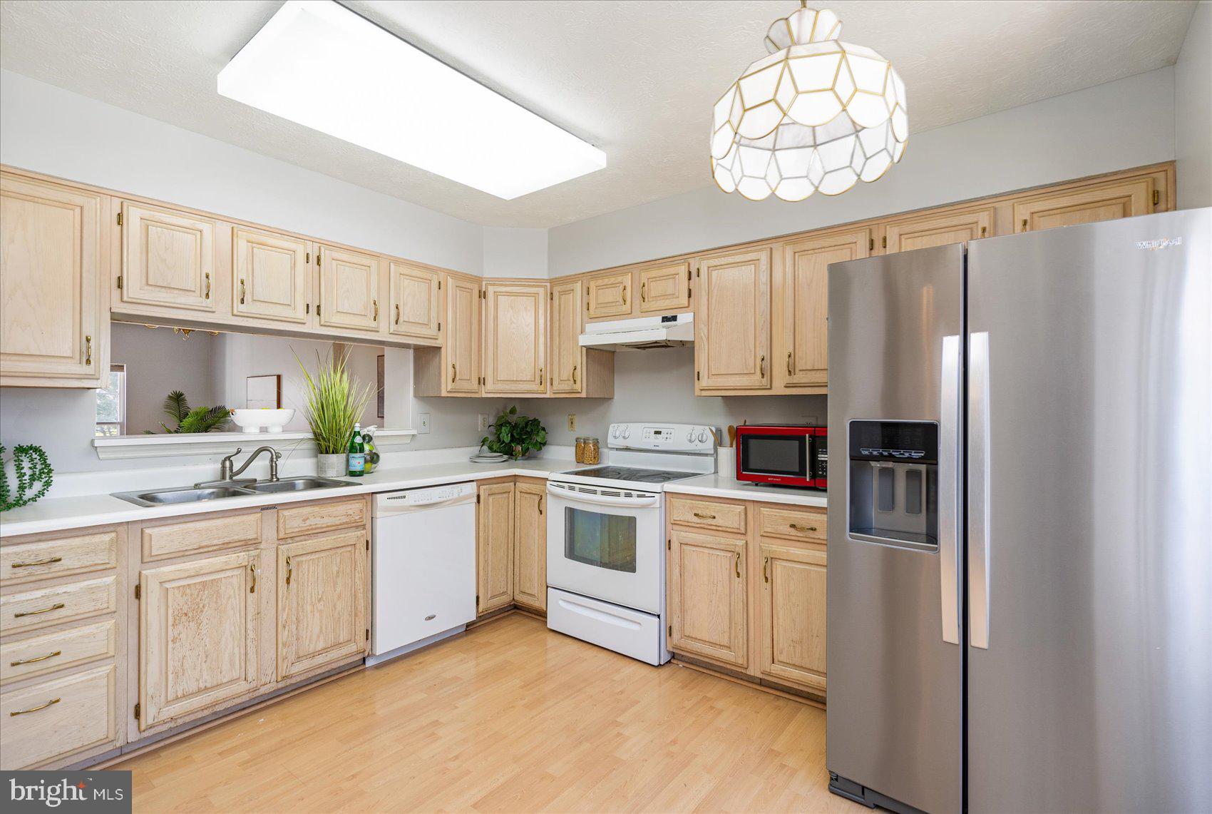 BROADVIEW - Residential