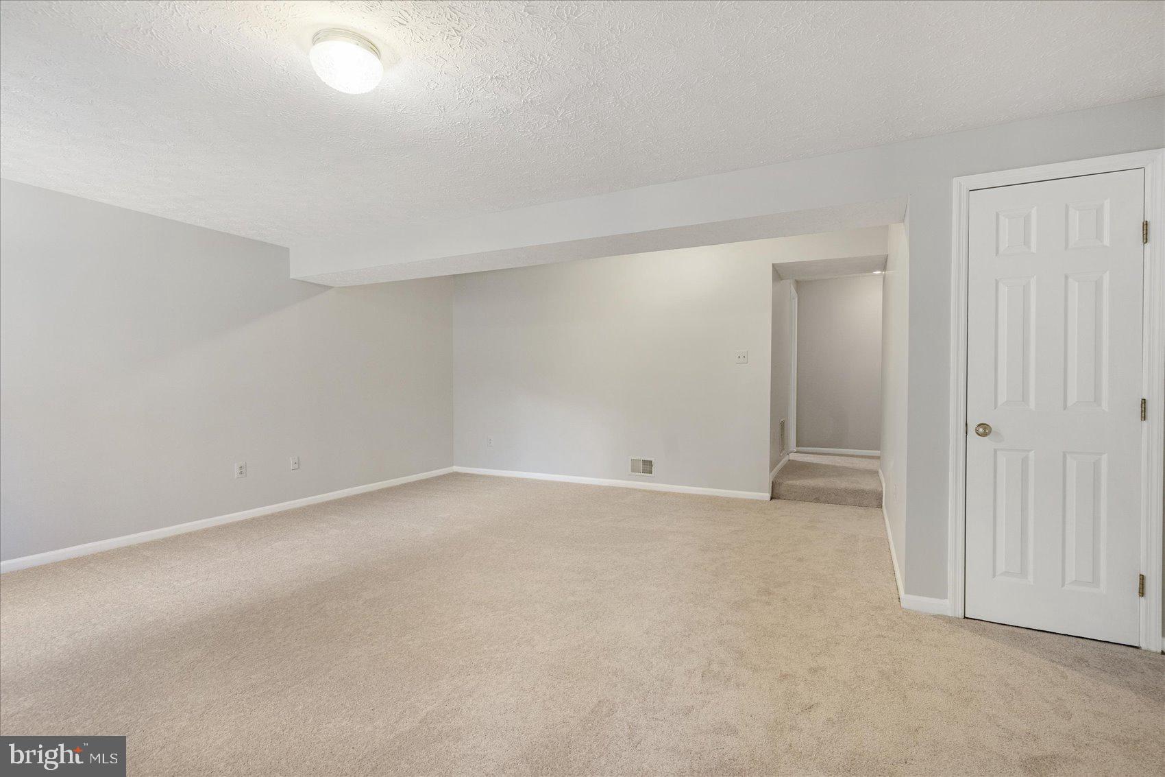 BROADVIEW - Residential