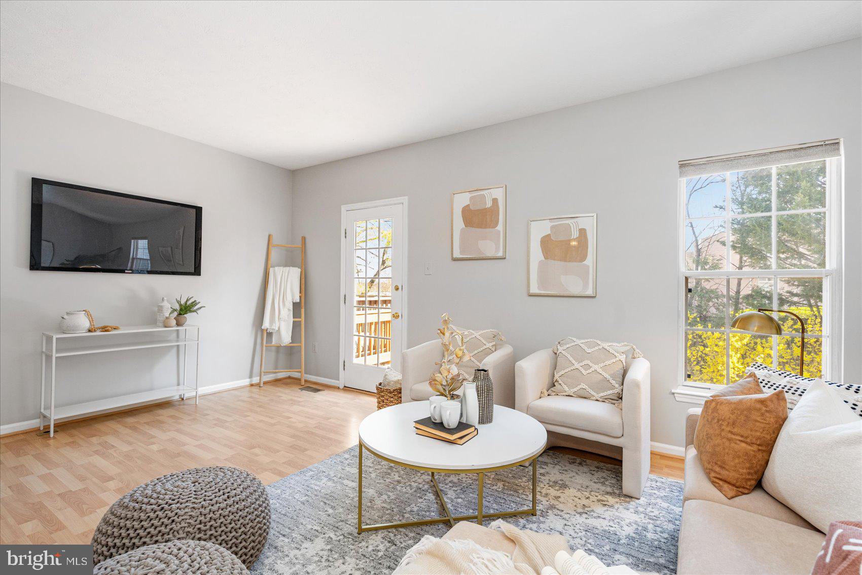 BROADVIEW - Residential