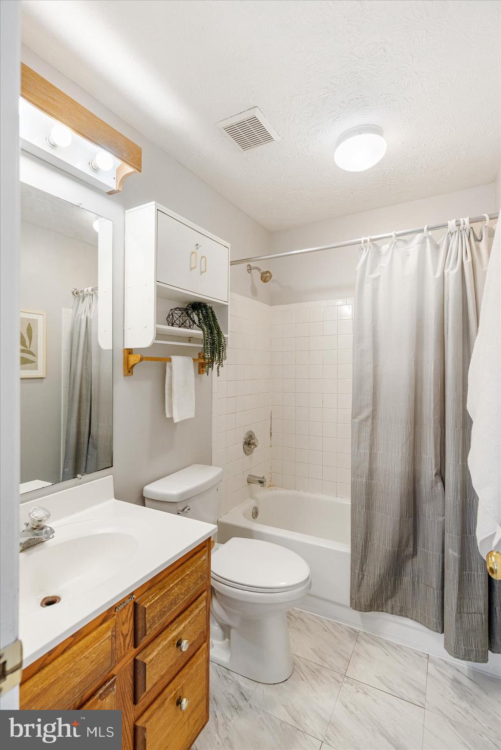 BROADVIEW - Residential