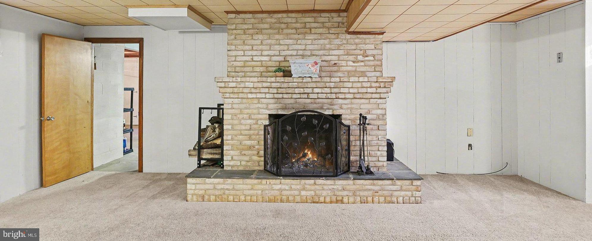 CEDAR CLIFF MANOR - Residential