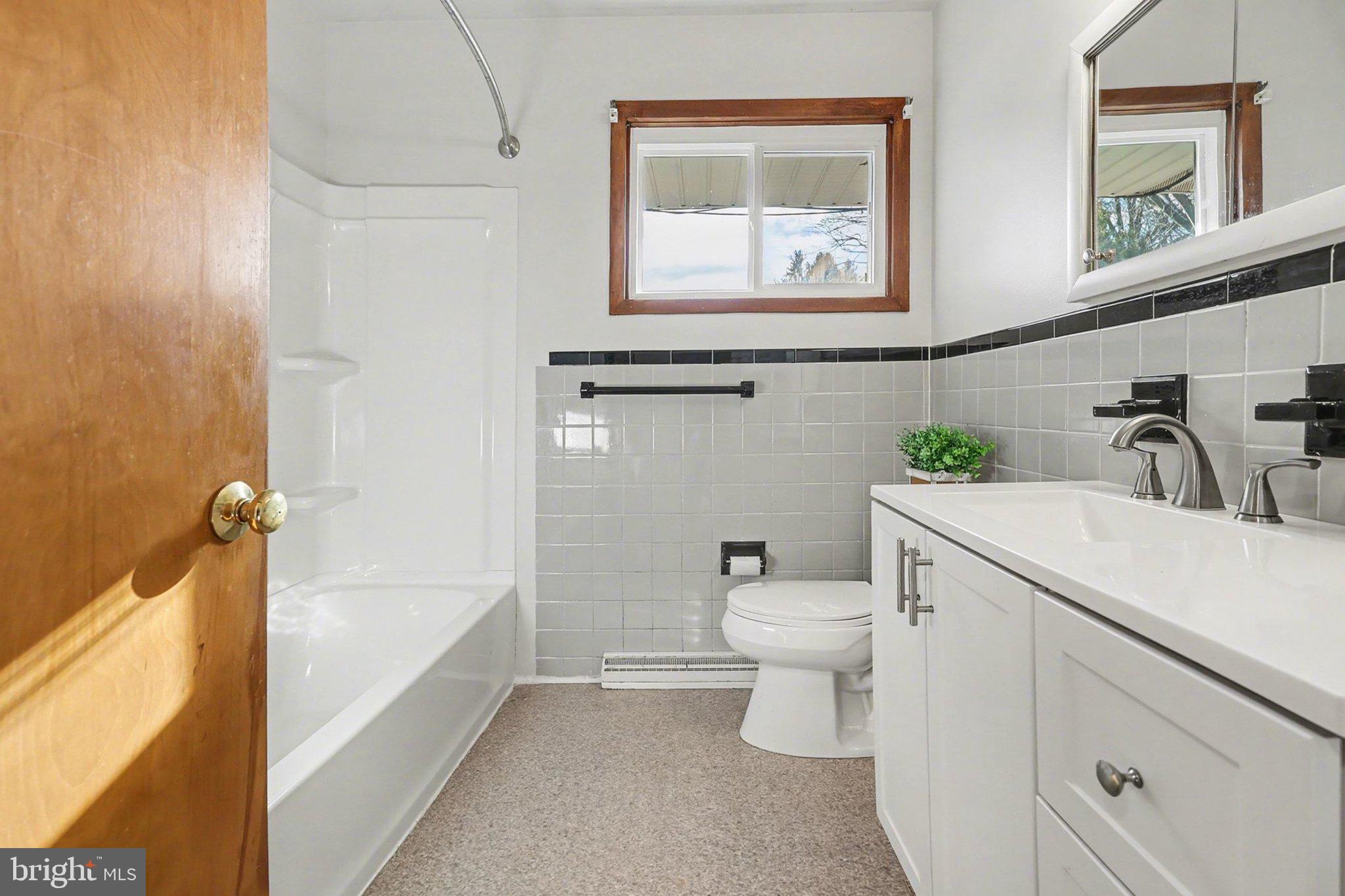 CEDAR CLIFF MANOR - Residential