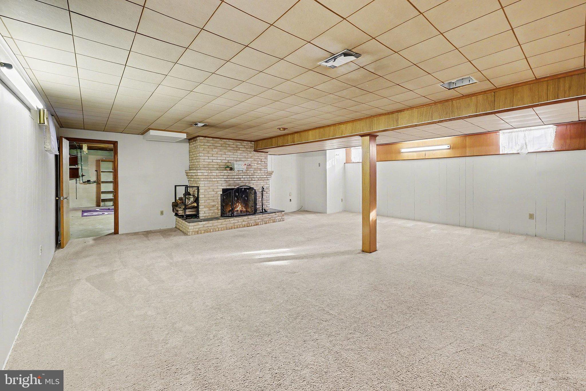 CEDAR CLIFF MANOR - Residential