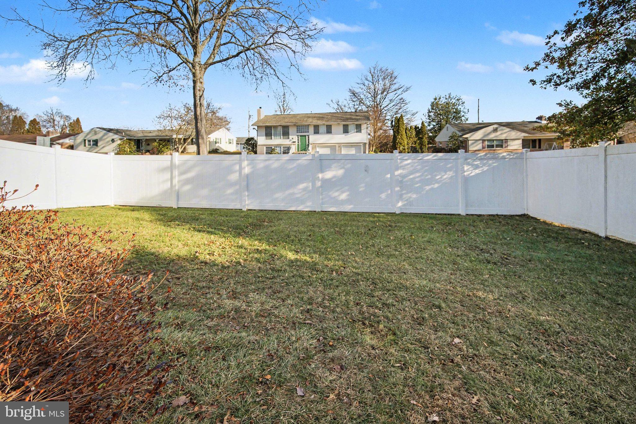 CEDAR CLIFF MANOR - Residential