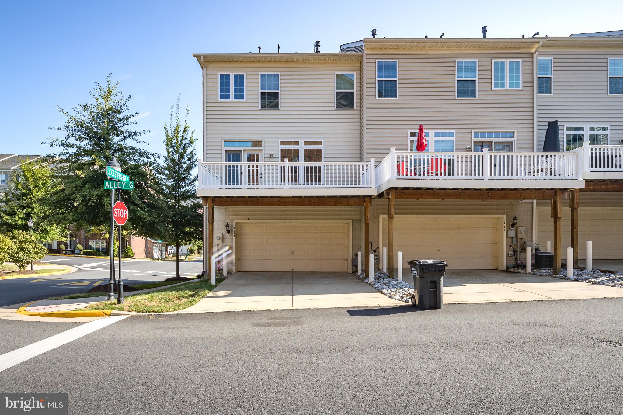 POTOMAC CLUB - Residential Lease