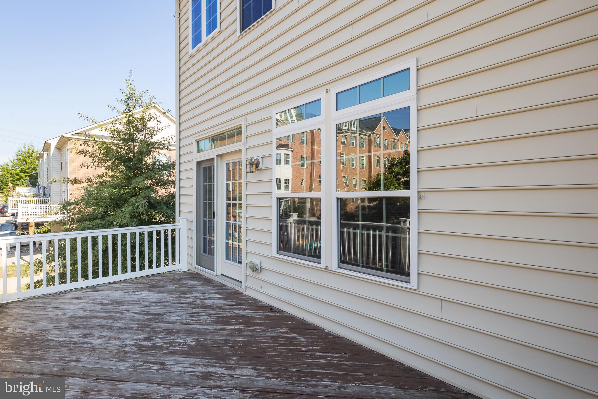 POTOMAC CLUB - Residential Lease