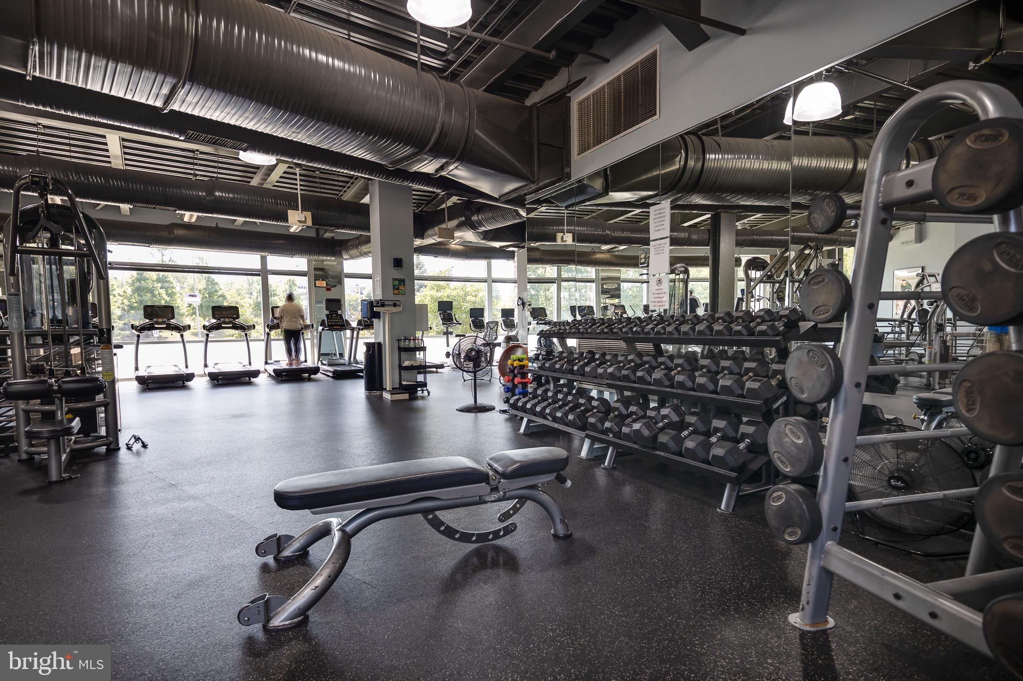 POTOMAC CLUB - Residential Lease