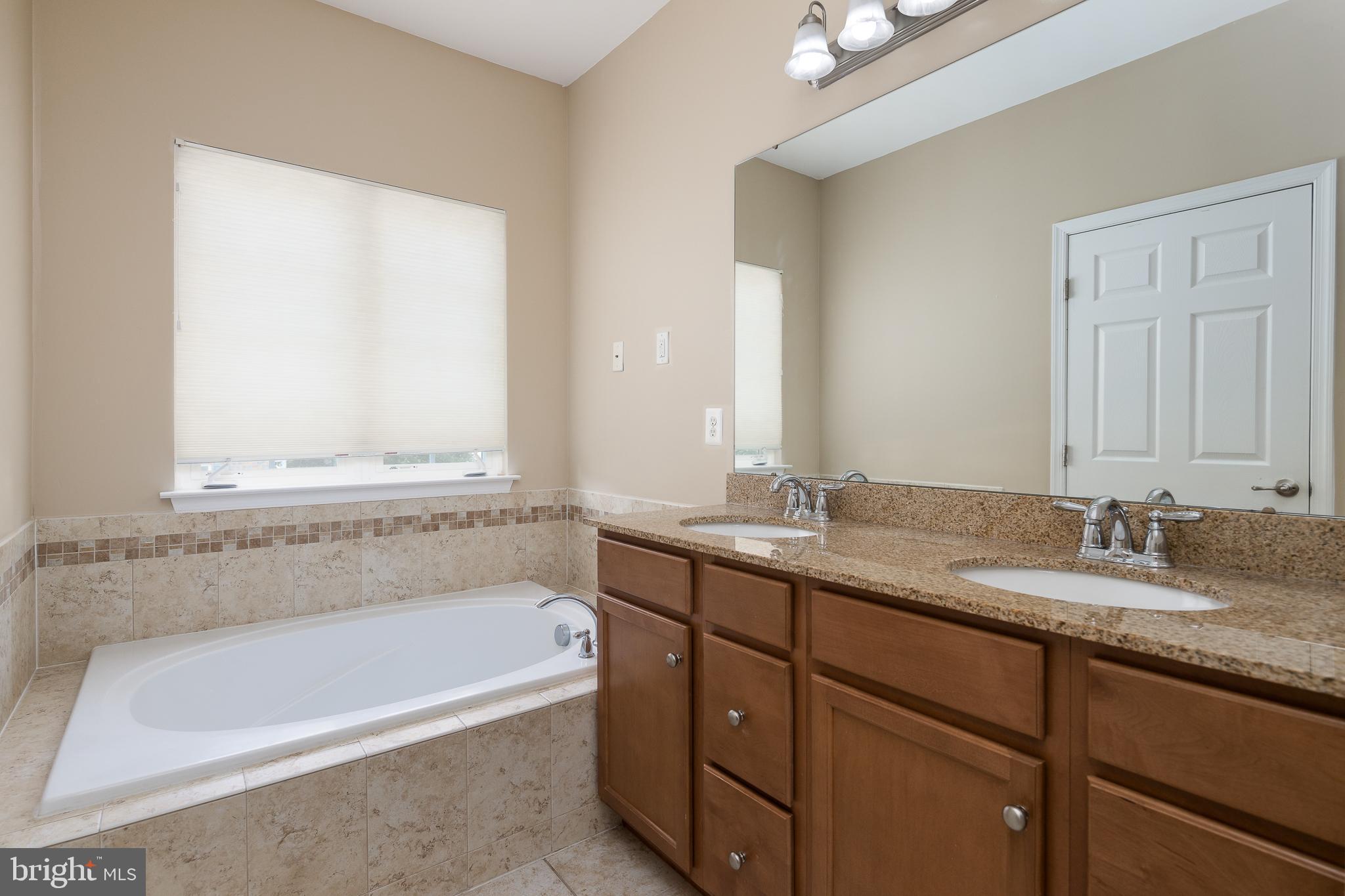 POTOMAC CLUB - Residential Lease