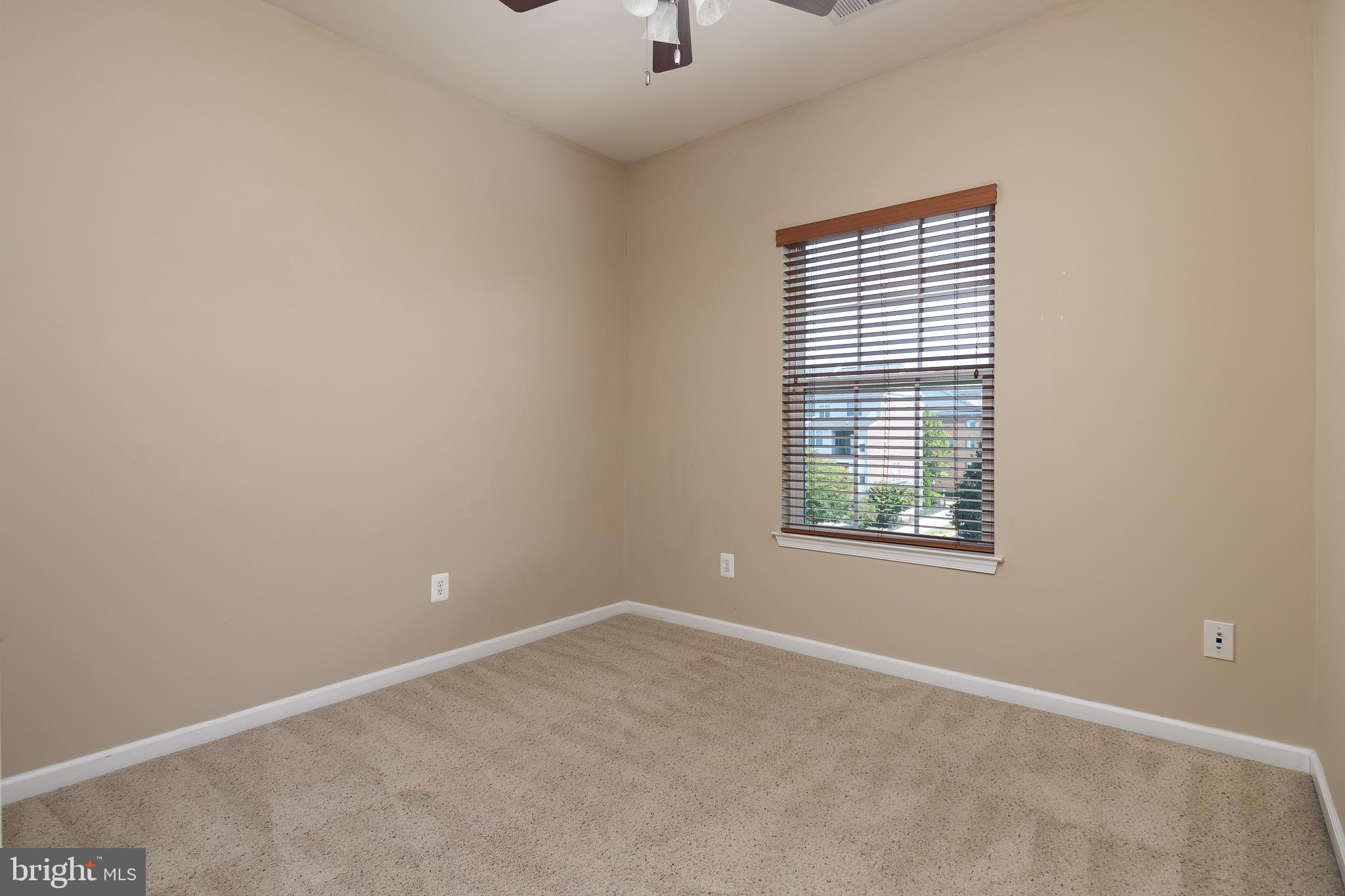 POTOMAC CLUB - Residential Lease